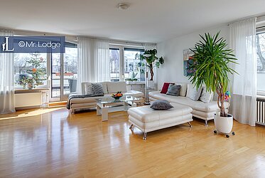 Una hermosa y soleada vista en Aschheim- Apartamento de 4,5 habitaciones con terraza en la azotea