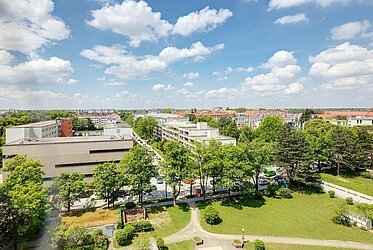 Hermosa vida en Laim: apartamento de 1 habitación en el 8º piso con vista panorámica