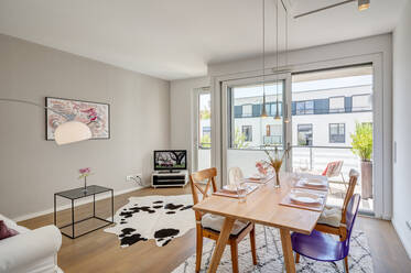 Piso de 3 habitaciones de alta calidad, cerca del Luitpoldpark