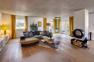 Exclusivo ático de 4 habitaciones en alquiler en Solln