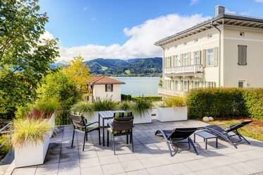 Escapada de relax en un edificio histórico a orillas del lago Tegernsee 