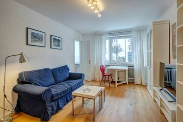 Apartamento amueblado muy bonito en Schwabing